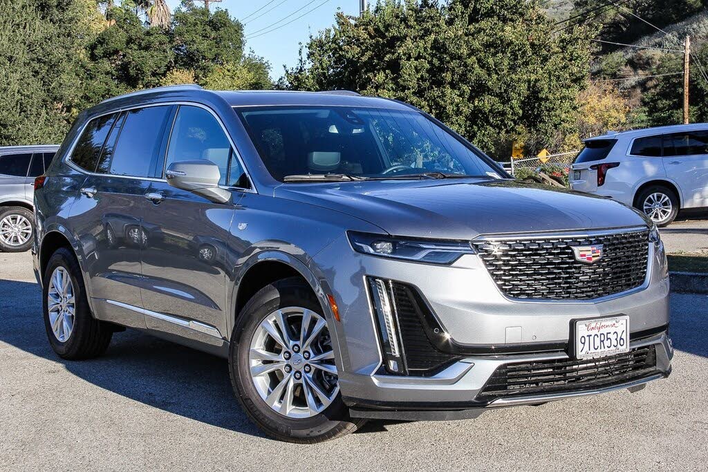 2025 Cadillac XT6 Luxury FWD