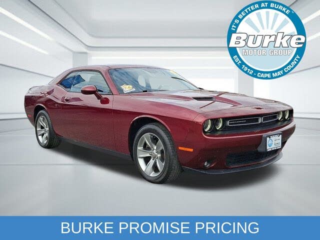 2019 Dodge Challenger SXT RWD