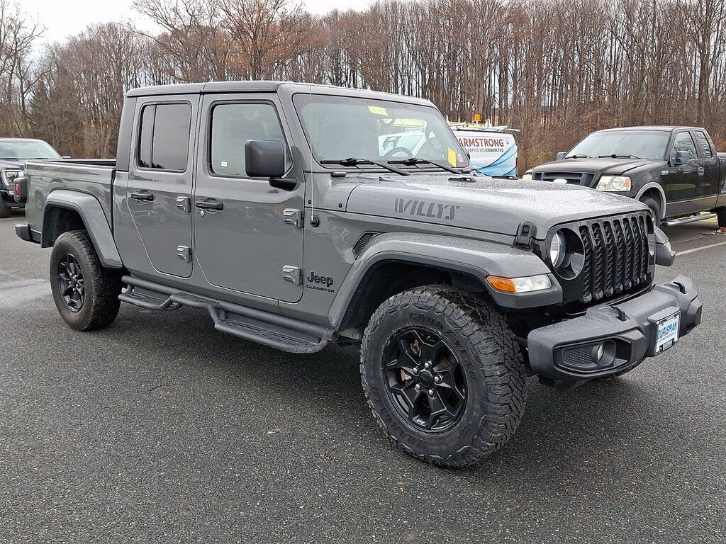 2021 Jeep Gladiator Willys Crew Cab 4WD
