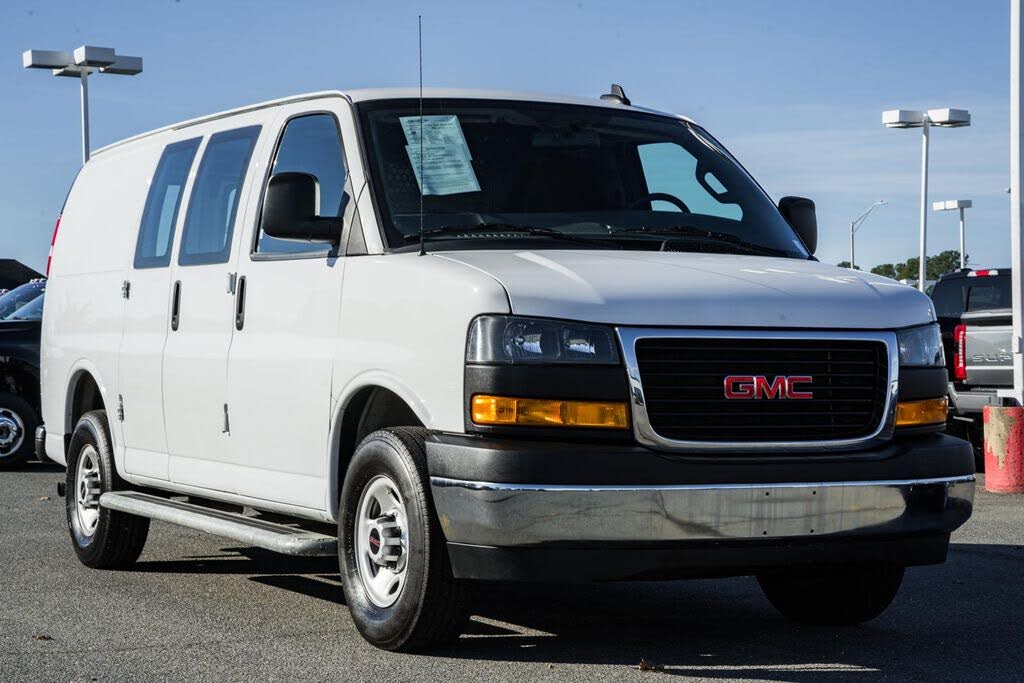 2024 GMC Savana Cargo 2500 RWD