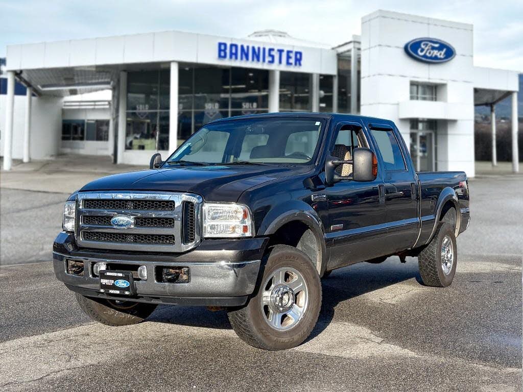 2006 Ford F-350 Super Duty Lariat Crew Cab SB 4WD