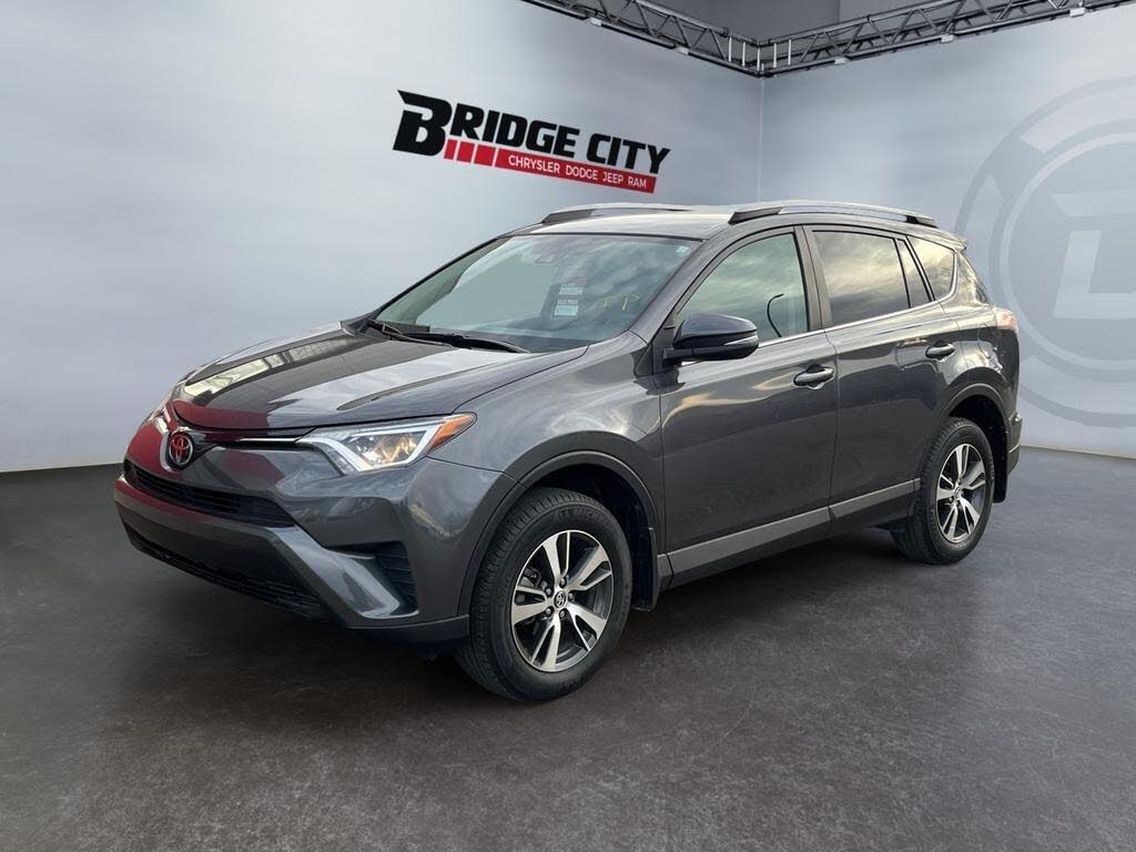 2018 Toyota RAV4 LE AWD