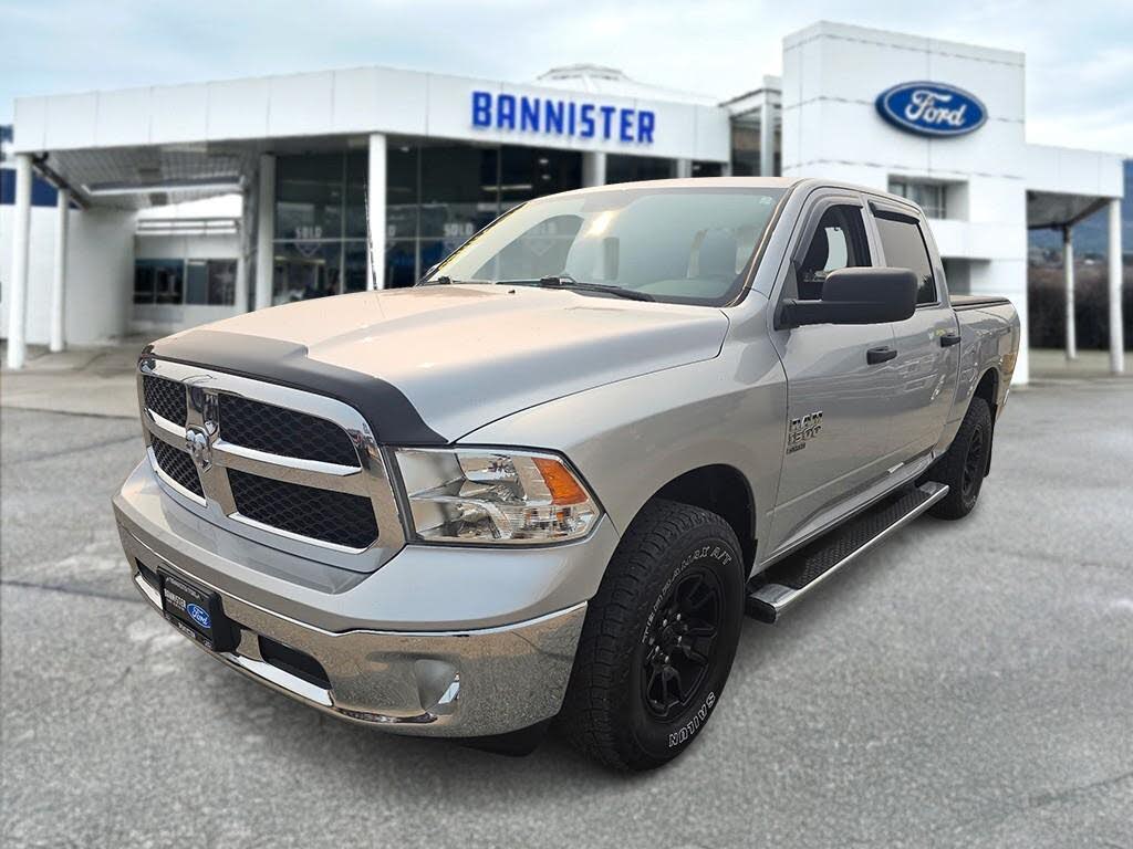 RAM 1500 Classic ST Crew Cab 4WD 2019