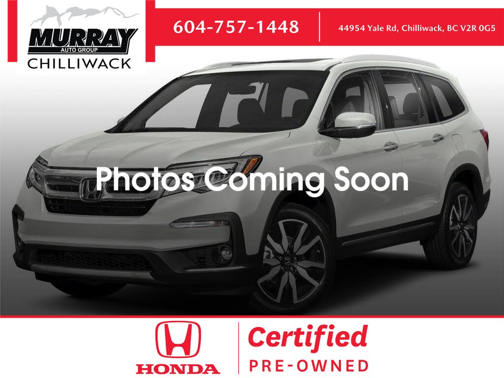 Honda Pilot Touring AWD with Rear Captains Chairs 2021