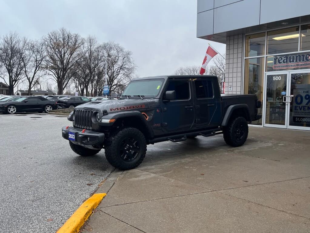 2023 Jeep Gladiator Mojave Crew Cab 4WD