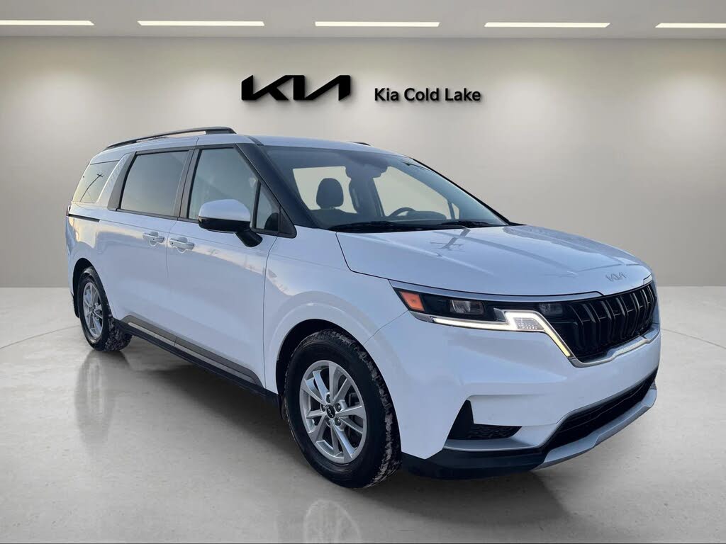 2024 Kia Carnival LX FWD