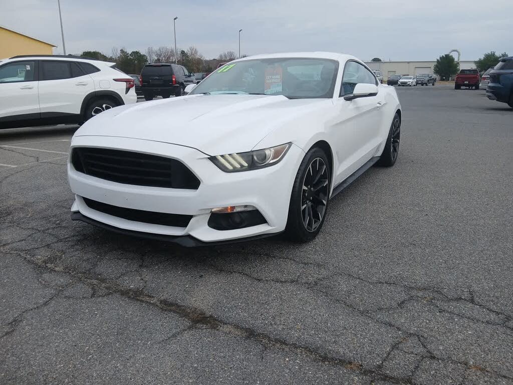 2017 Ford Mustang EcoBoost Premium Coupe RWD