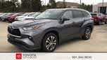 Toyota Highlander XLE FWD