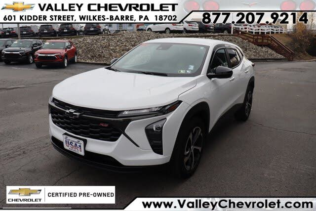 2024 Chevrolet Trax RS with 1RS FWD