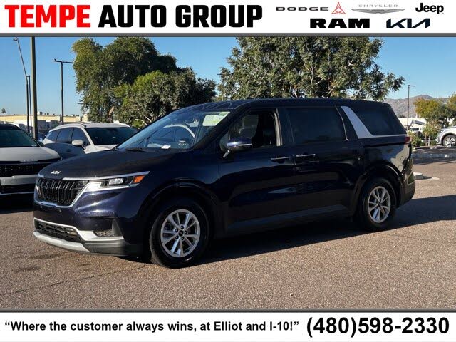 2024 Kia Carnival LX FWD