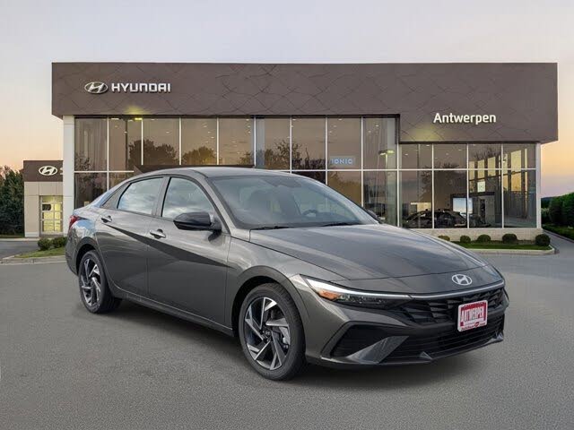 2025 Hyundai Elantra SEL Sport FWD