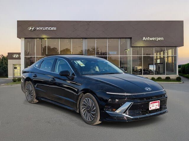 2025 Hyundai Sonata Hybrid Limited FWD