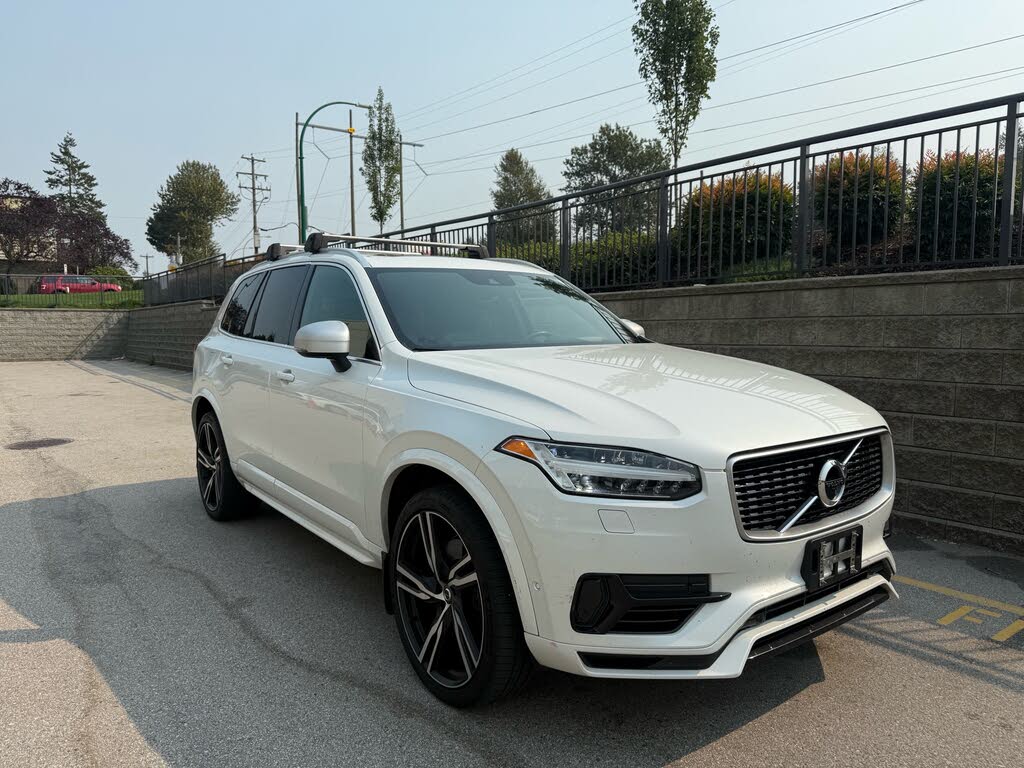 2017 Volvo XC90 Hybrid Plug-in T8 R-Design eAWD