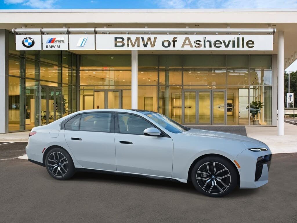 2024 BMW 7 Series 740i RWD