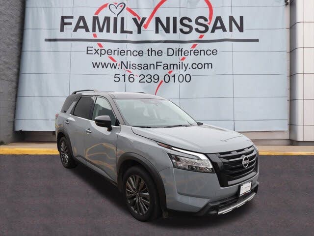 2024 Nissan Pathfinder SL 4WD