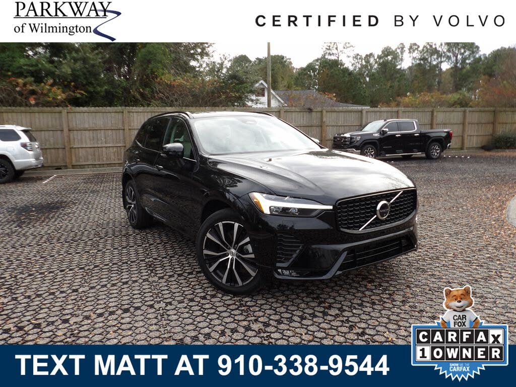 2024 Volvo XC60 B5 Plus Dark Theme AWD