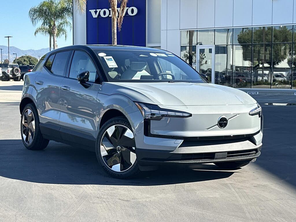 2025 Volvo EX30 Twin Ultra eAWD