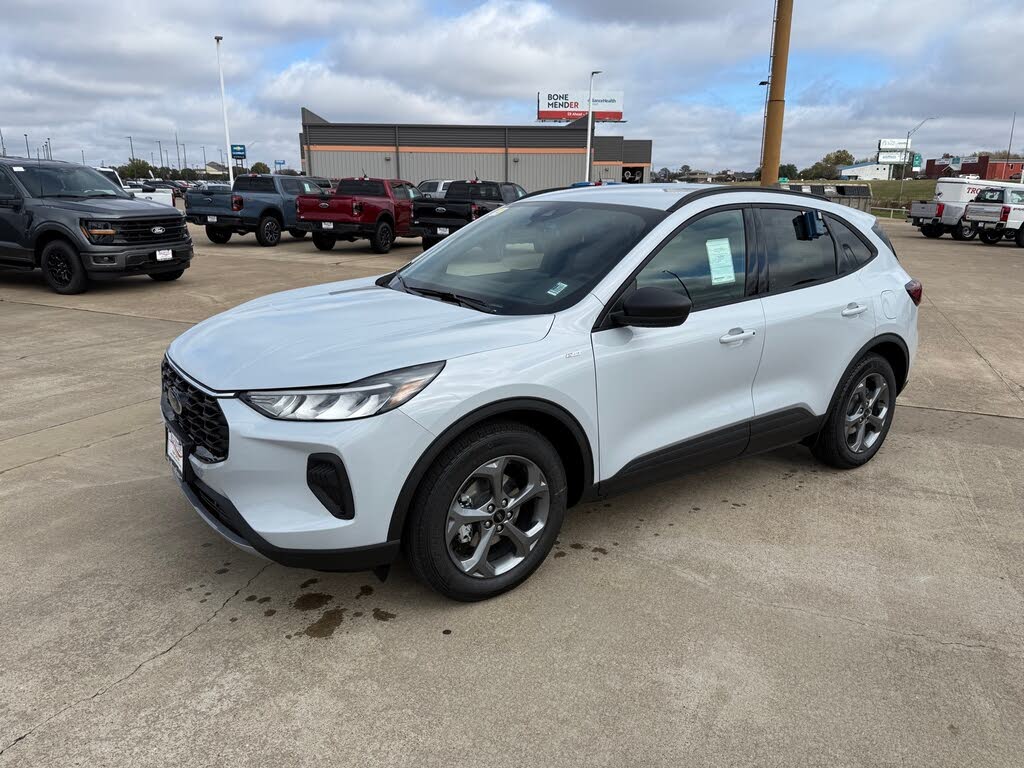 2026 Ford Escape ST-Line FWD