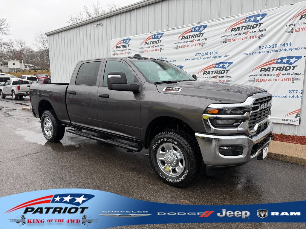2026 RAM 2500 Tradesman Crew Cab 4WD