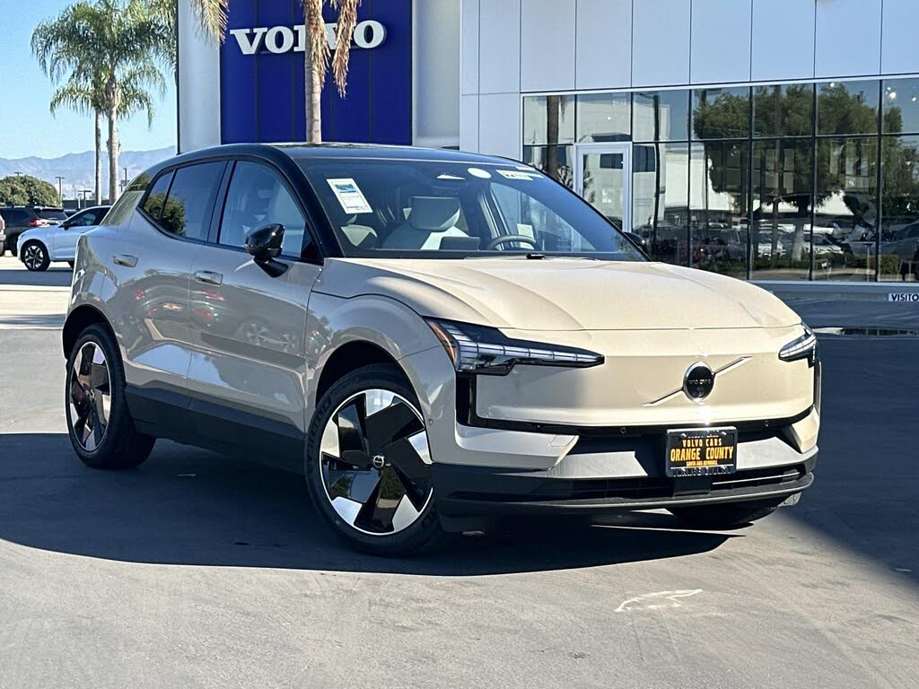 2026 Volvo EX30 Twin Ultra eAWD