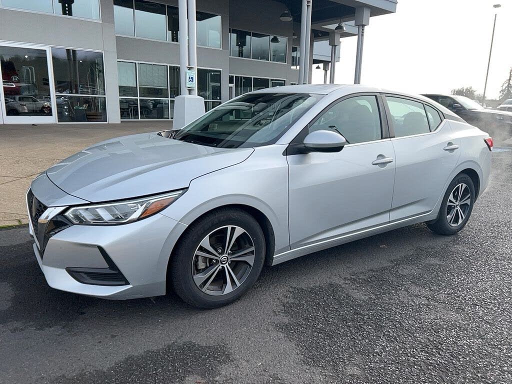 2022 Nissan Sentra SV FWD