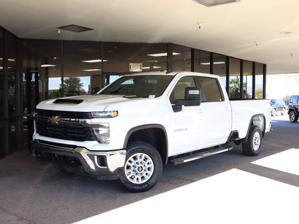 2024 Chevrolet Silverado 2500HD LT Crew Cab 4WD