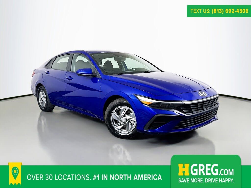 2024 Hyundai Elantra SE FWD