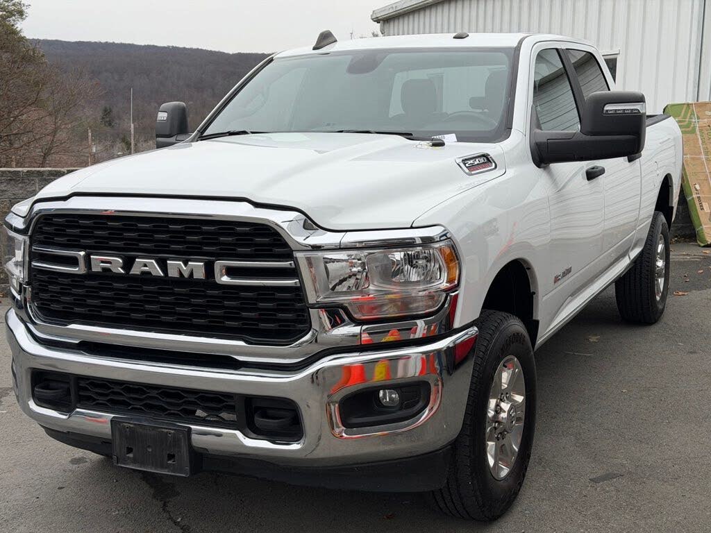 2024 RAM 2500 Big Horn Crew Cab 4WD