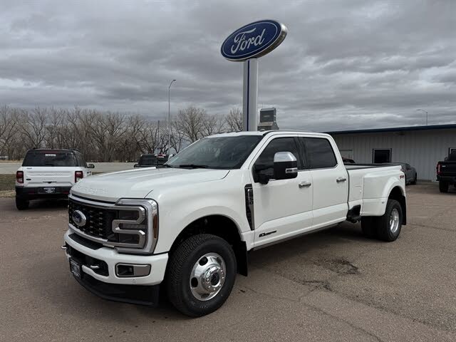 2024 Ford F-350 Super Duty Platinum Crew Cab LB DRW 4WD