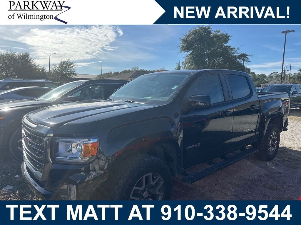 2022 GMC Canyon AT4 Crew Cab 4WD with Cloth