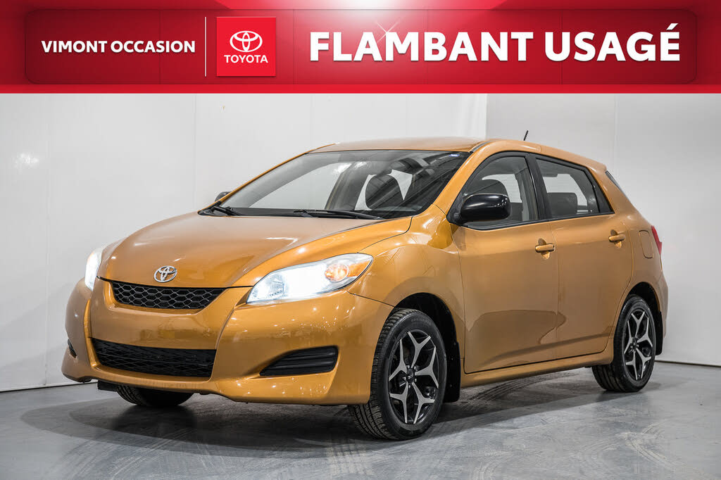 2010 Toyota Matrix Base