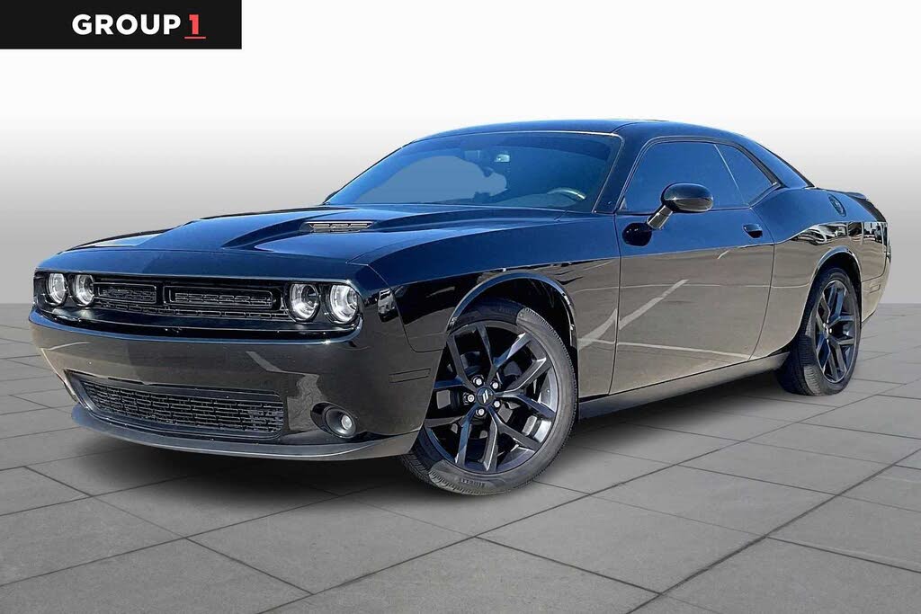 2021 Dodge Challenger SXT RWD