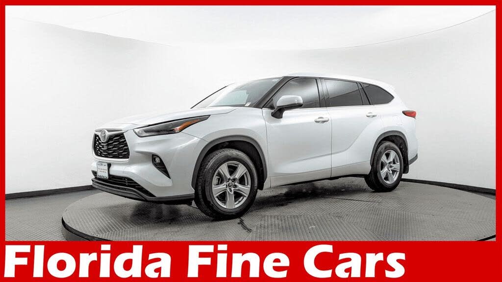 2022 Toyota Highlander LE AWD