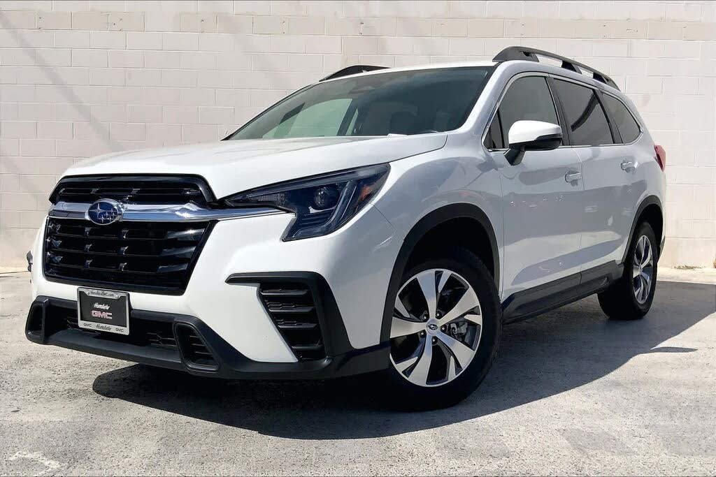 2023 Subaru Ascent Premium 8-Passenger AWD