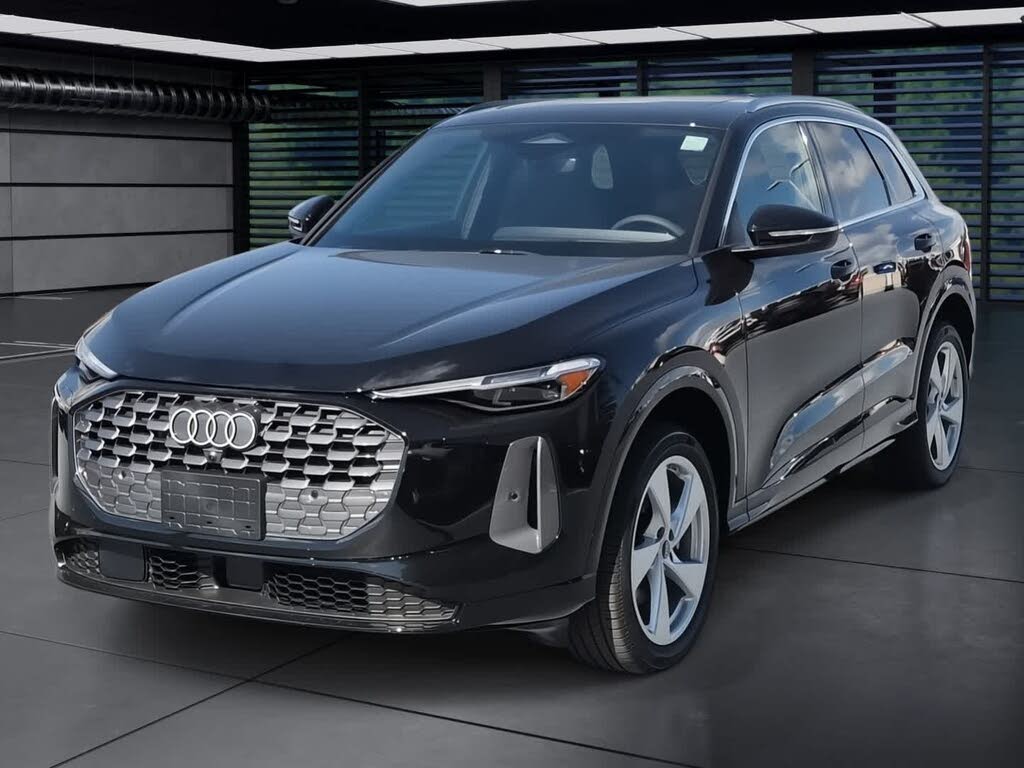 2025 Audi Q5 quattro Premium Plus 40 TFSI