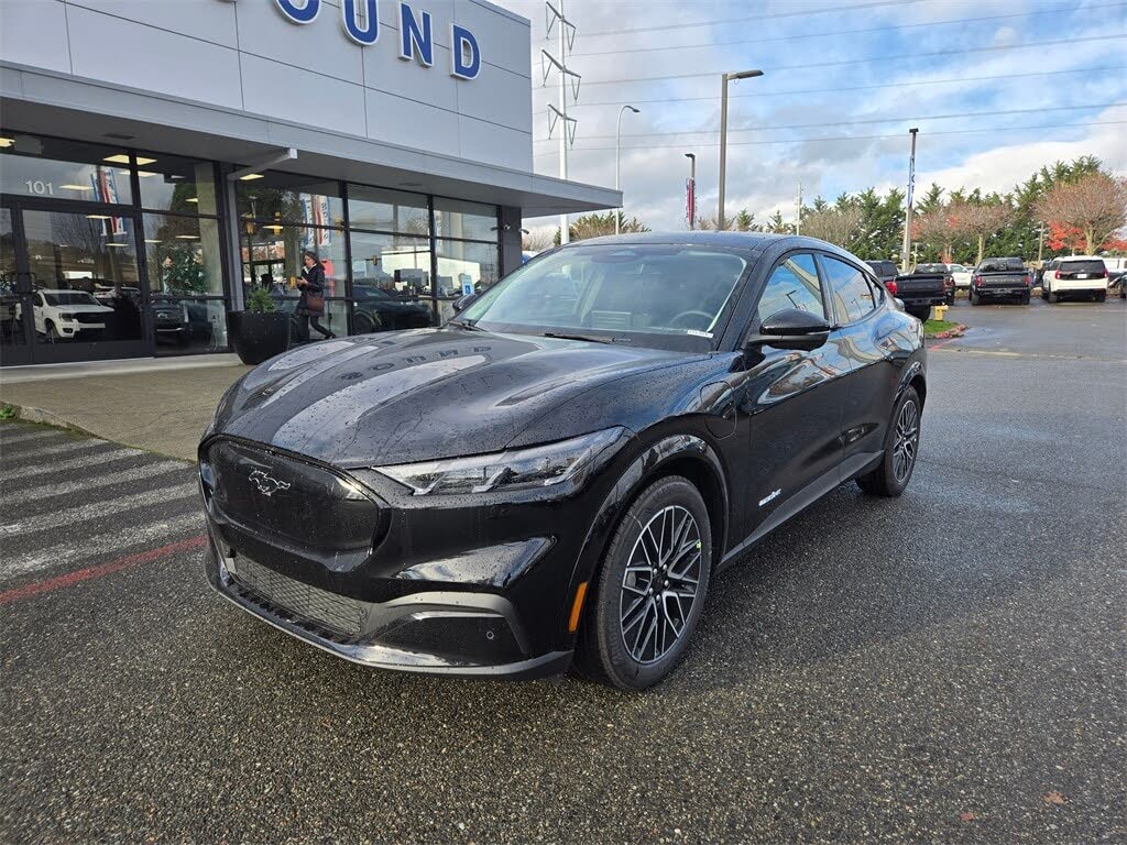 2025 Ford Mustang Mach-E Premium RWD