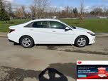 Hyundai Elantra Essential FWD