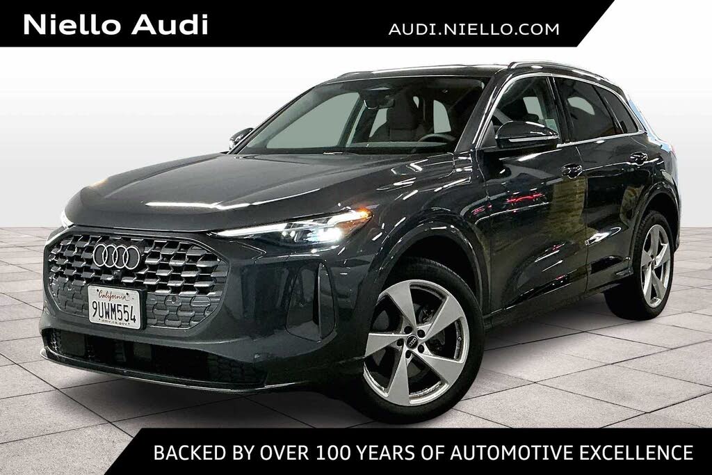 2025 Audi Q5 quattro Premium Plus 40 TFSI