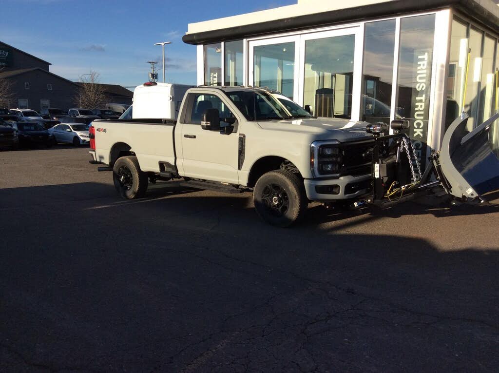 2025 Ford F-250 Super Duty XL Regular Cab LB 4WD