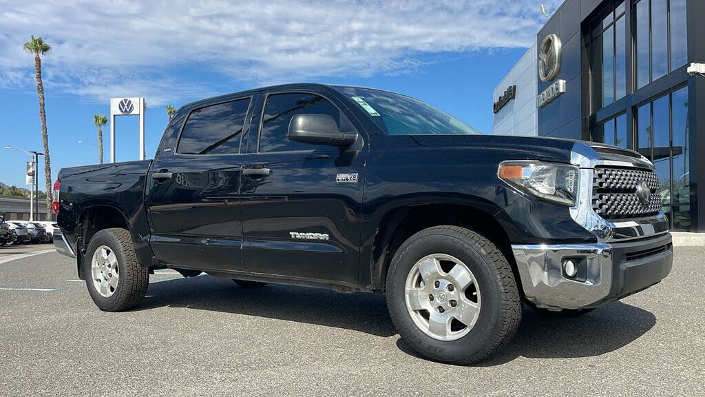 2020 Toyota Tundra SR5 CrewMax RWD