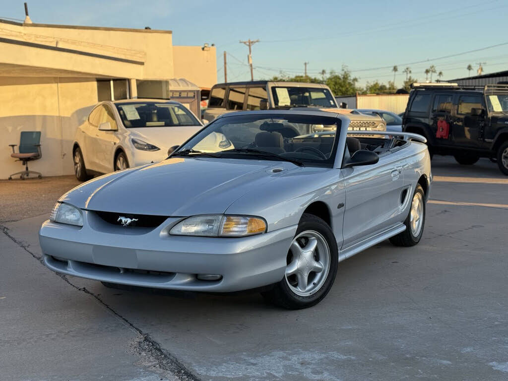 1996 Ford Mustang GT Convertible RWD