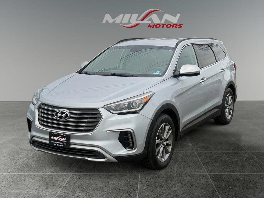 2017 Hyundai Santa Fe SE FWD