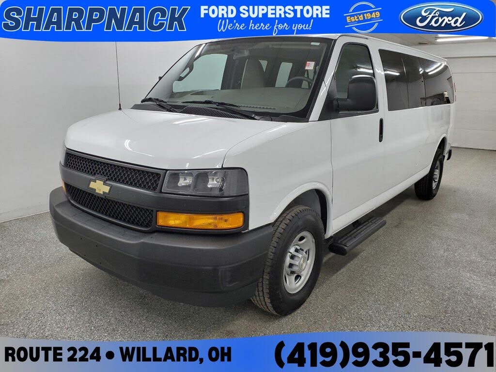 2022 Chevrolet Express 3500 LS Extended RWD