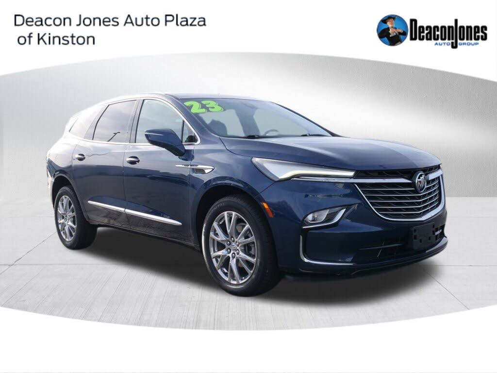 2023 Buick Enclave Essence AWD