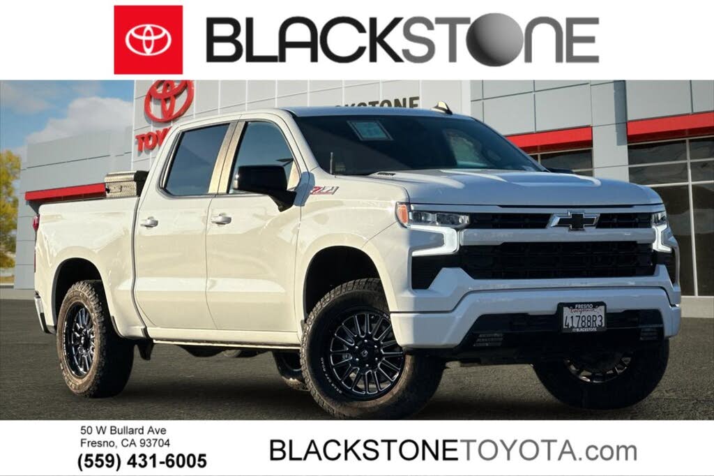 2023 Chevrolet Silverado 1500 RST Crew Cab 4WD