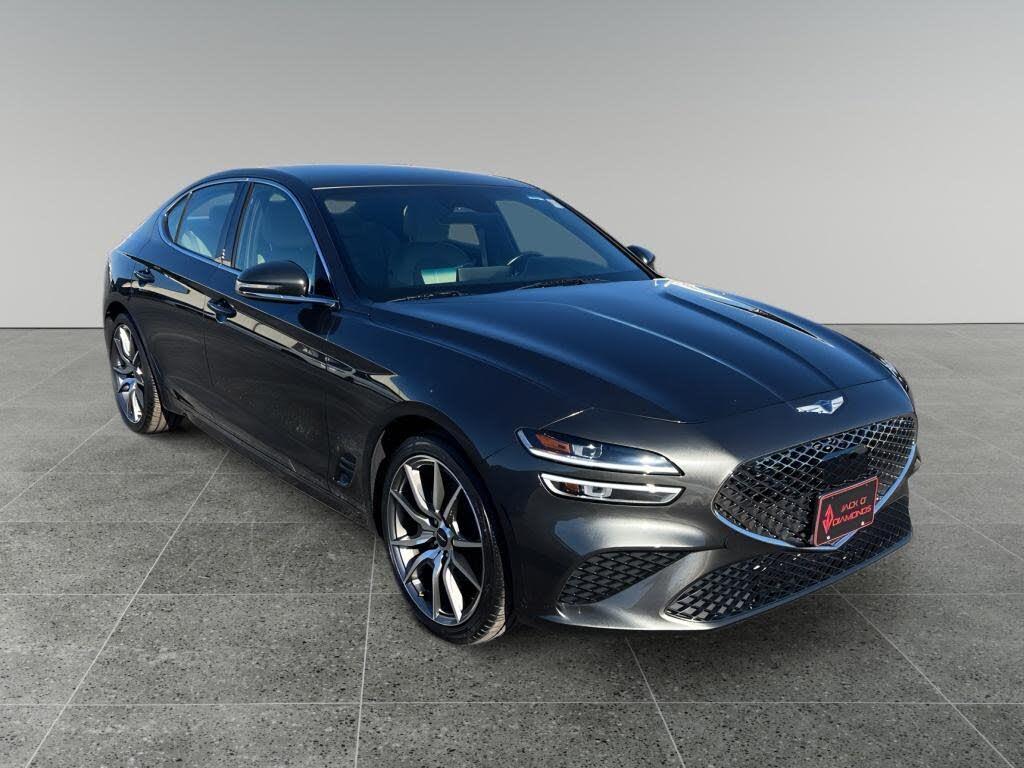 2023 Genesis G70 2.0T RWD