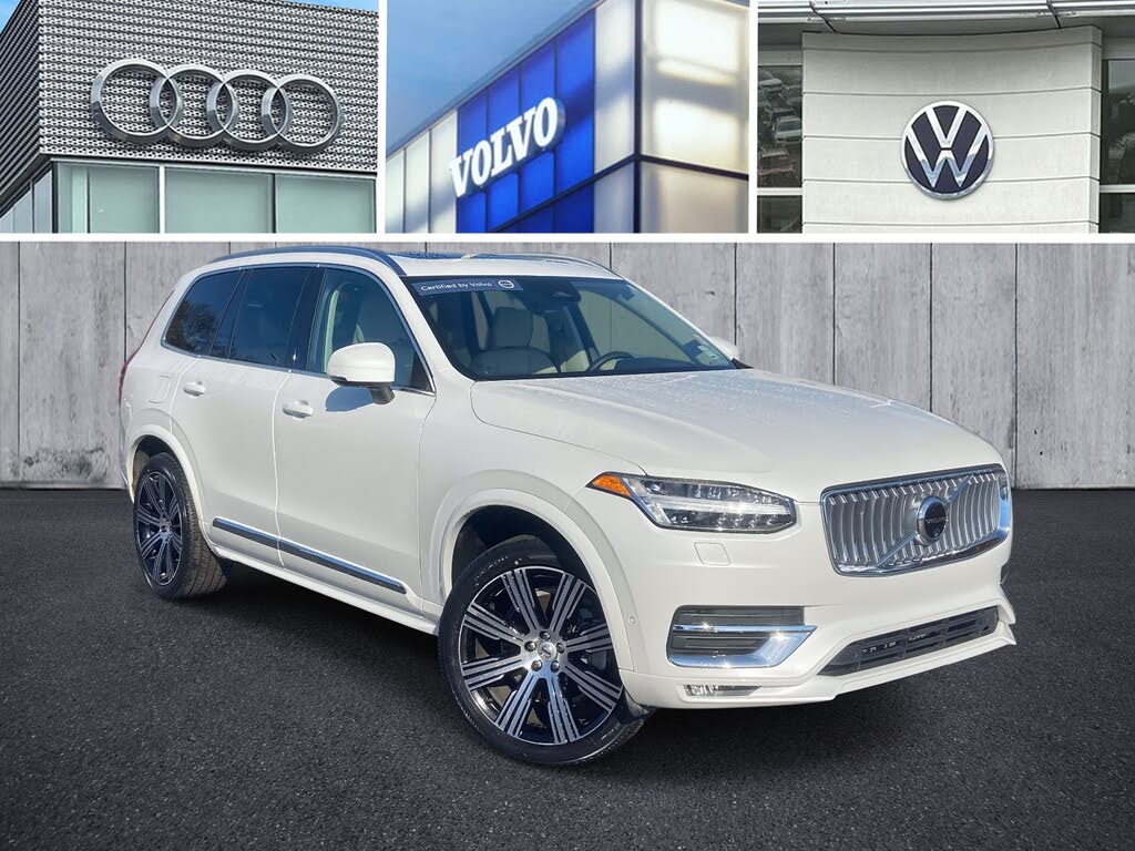 2024 Volvo XC90 B6 Plus Bright Theme 7-Passenger AWD