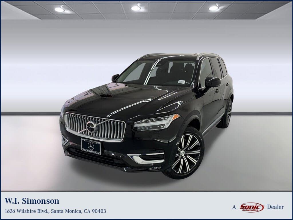 2025 Volvo XC90 B6 Plus Bright Theme 7-Passenger AWD
