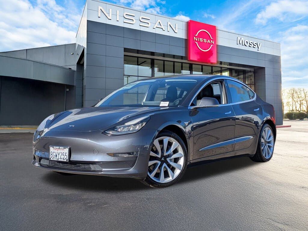 2018 Tesla Model 3 Long Range RWD