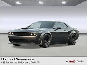 Dodge Challenger R/T Scat Pack Widebody RWD